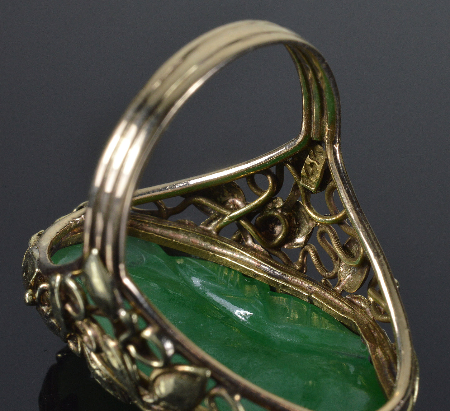 Antique Arts & Crafts 14K Gold Jadeite Jade Ring C.1900