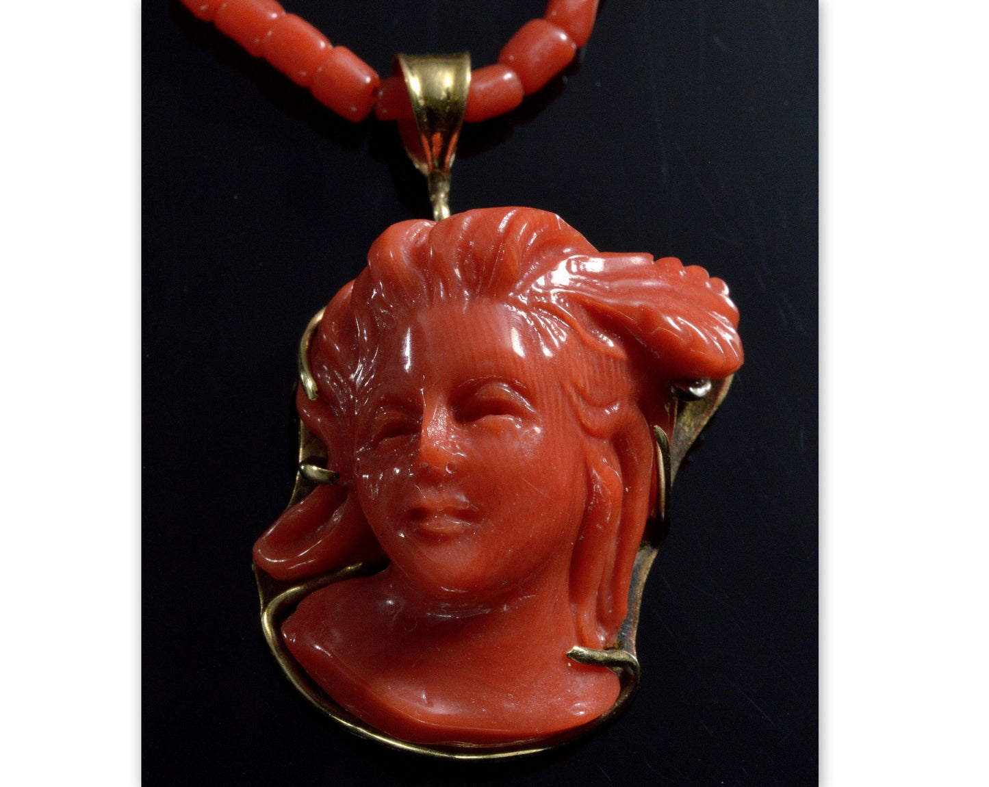 Antique Victorian 14K Red Coral Cameo Pendant Necklace C.1890