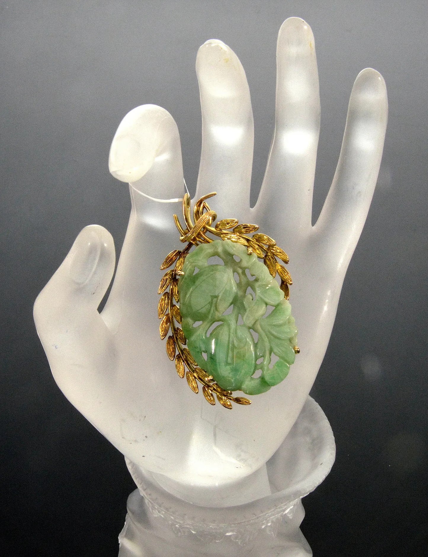 Art Deco 14K Gold Large Carved Jadeite Jade Pendant C.1920