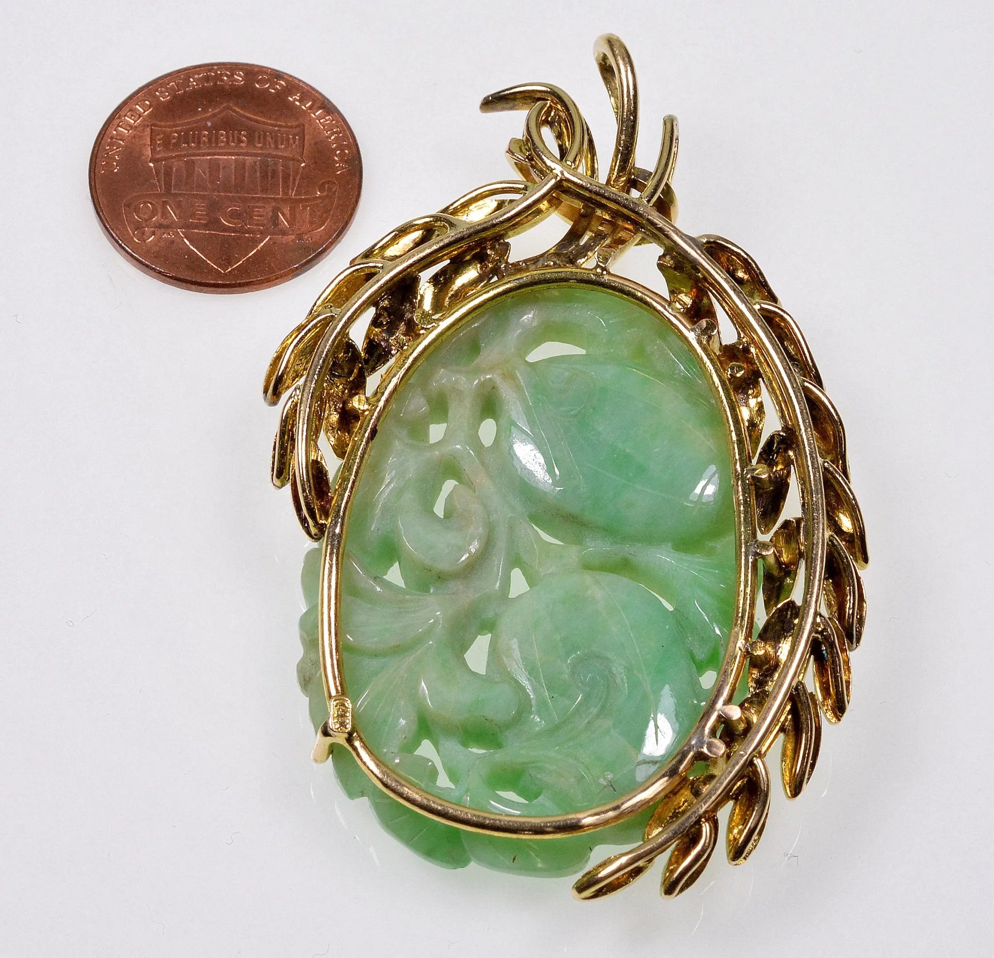 Art Deco 14K Gold Large Carved Jadeite Jade Pendant C.1920