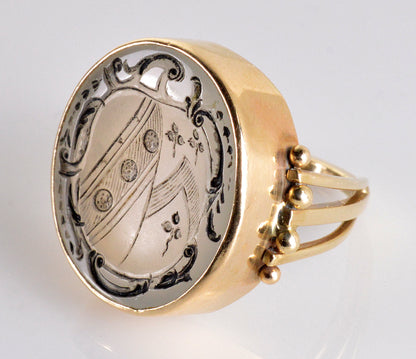 Antique Georgian 14K Gold Chalcedony Signet Ring Intaglio Armorial Crest Wax Seal C.1790