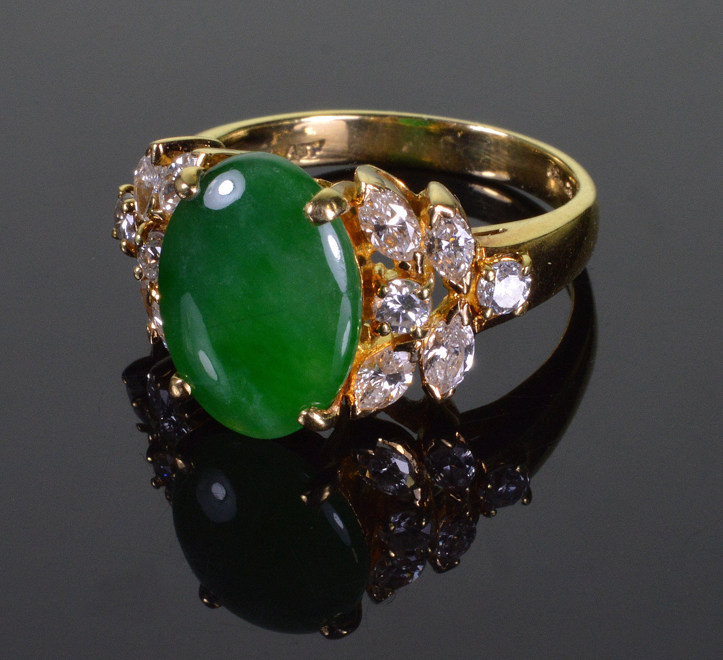 Estate 18K Gold Jadeite Jade Diamond Ring Size 8 1/4 Stamped AJF