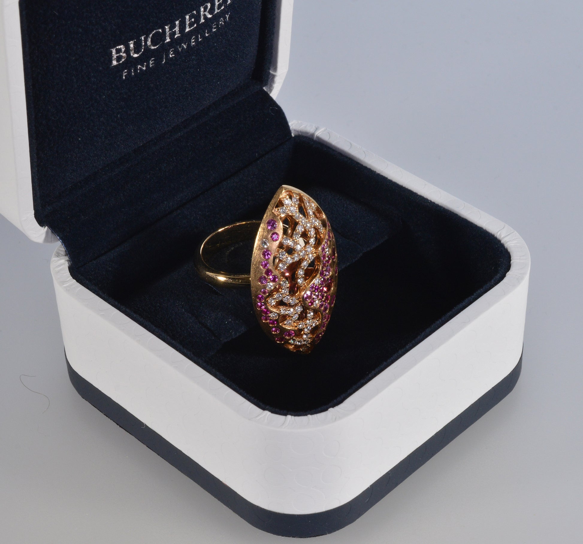 Bucherer 18k Gold Diamond Pink Sapphire Ring Size 7 1/4