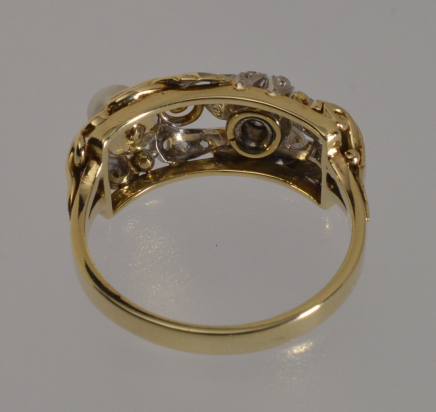 Antique Art Nouveau 14K Gold Platinum Diamond Pearl Ring
German Jugendstil W. Kölsch c.1900