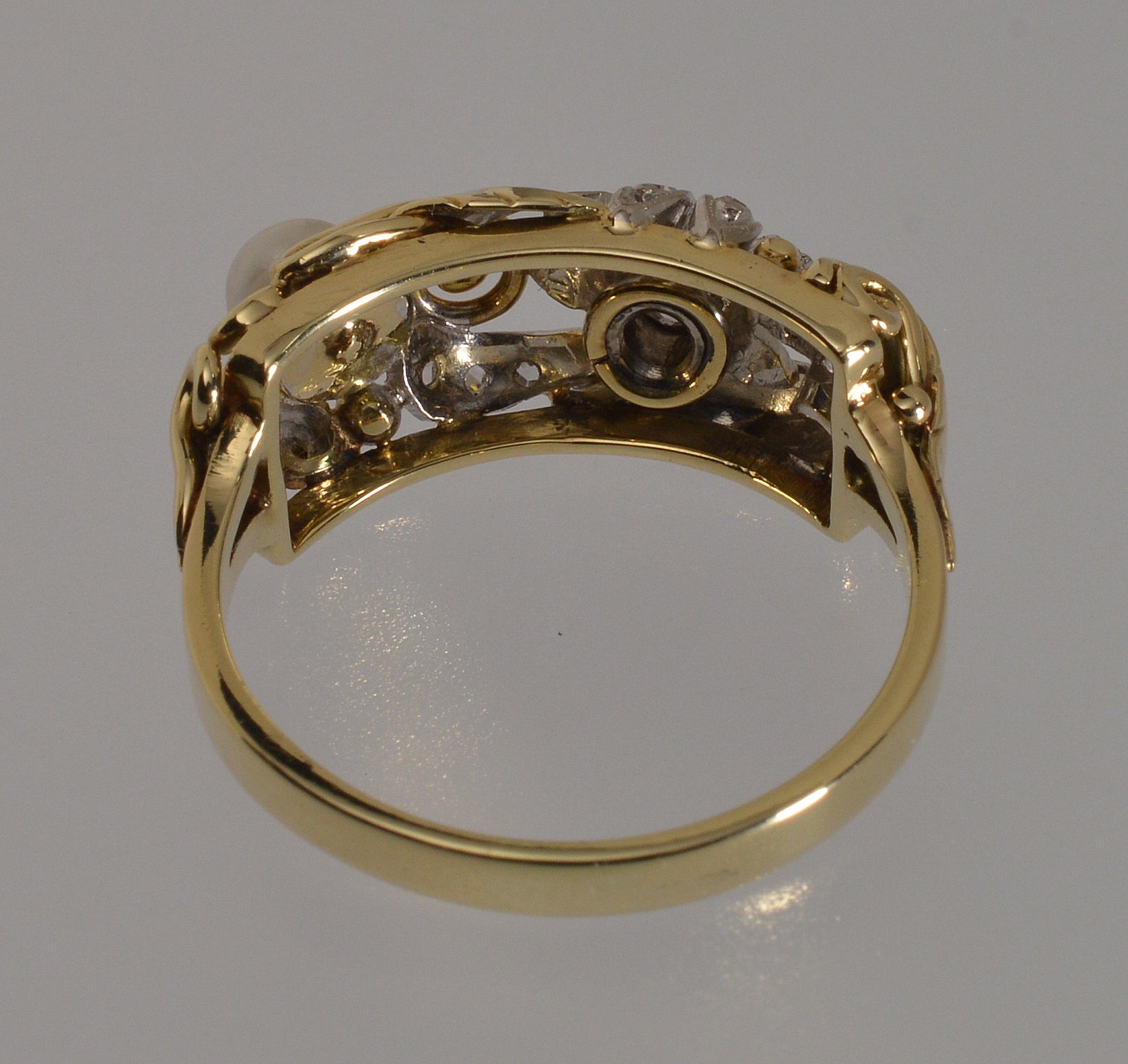 Antique Art Nouveau 14K Gold Platinum Diamond Pearl Ring
German Jugendstil W. Kölsch c.1900