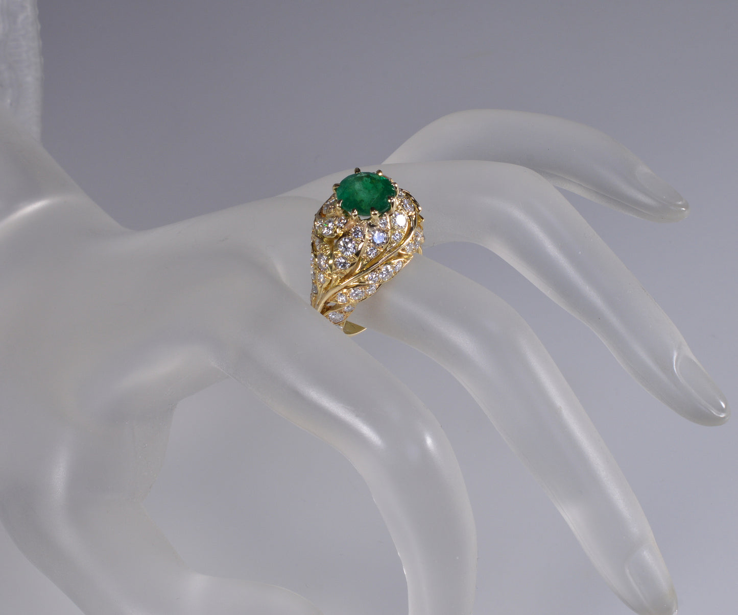 18K Gold Emerald Diamond Cocktail Ring Size 7.25 C.1980