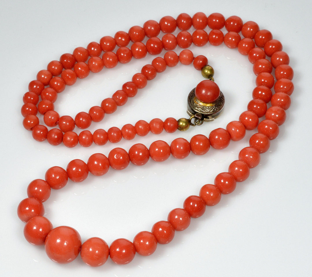 Vintage Italian Coral necklace, Barrel Coral beads, Antique coral  necklace,Graduated coral necklace, Faceted coral beads, Red coral