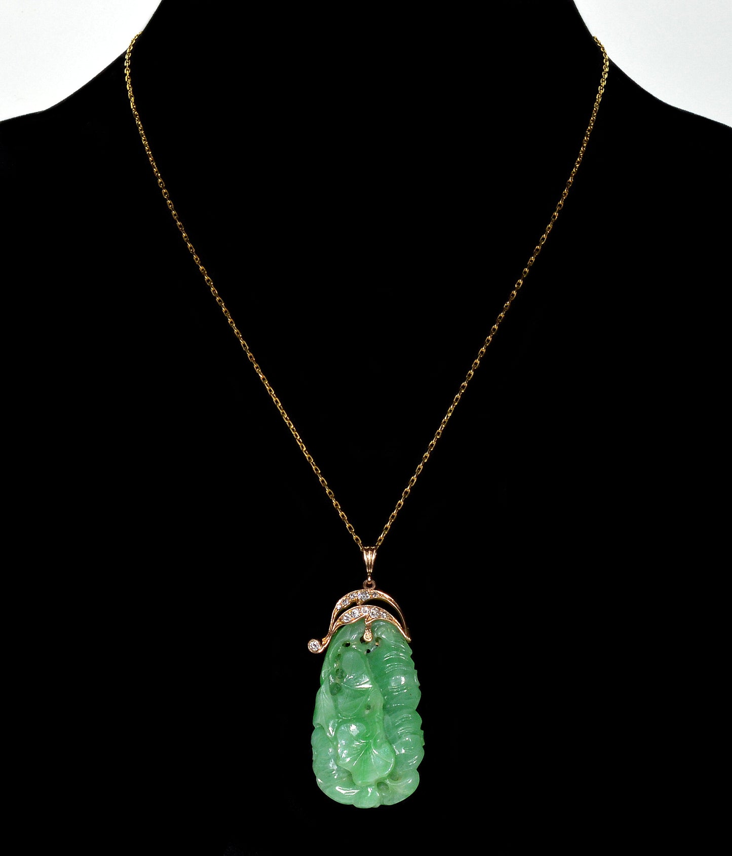 Antique Art Deco 14K Gold Diamond Jadeite Jade Pendant C.1920