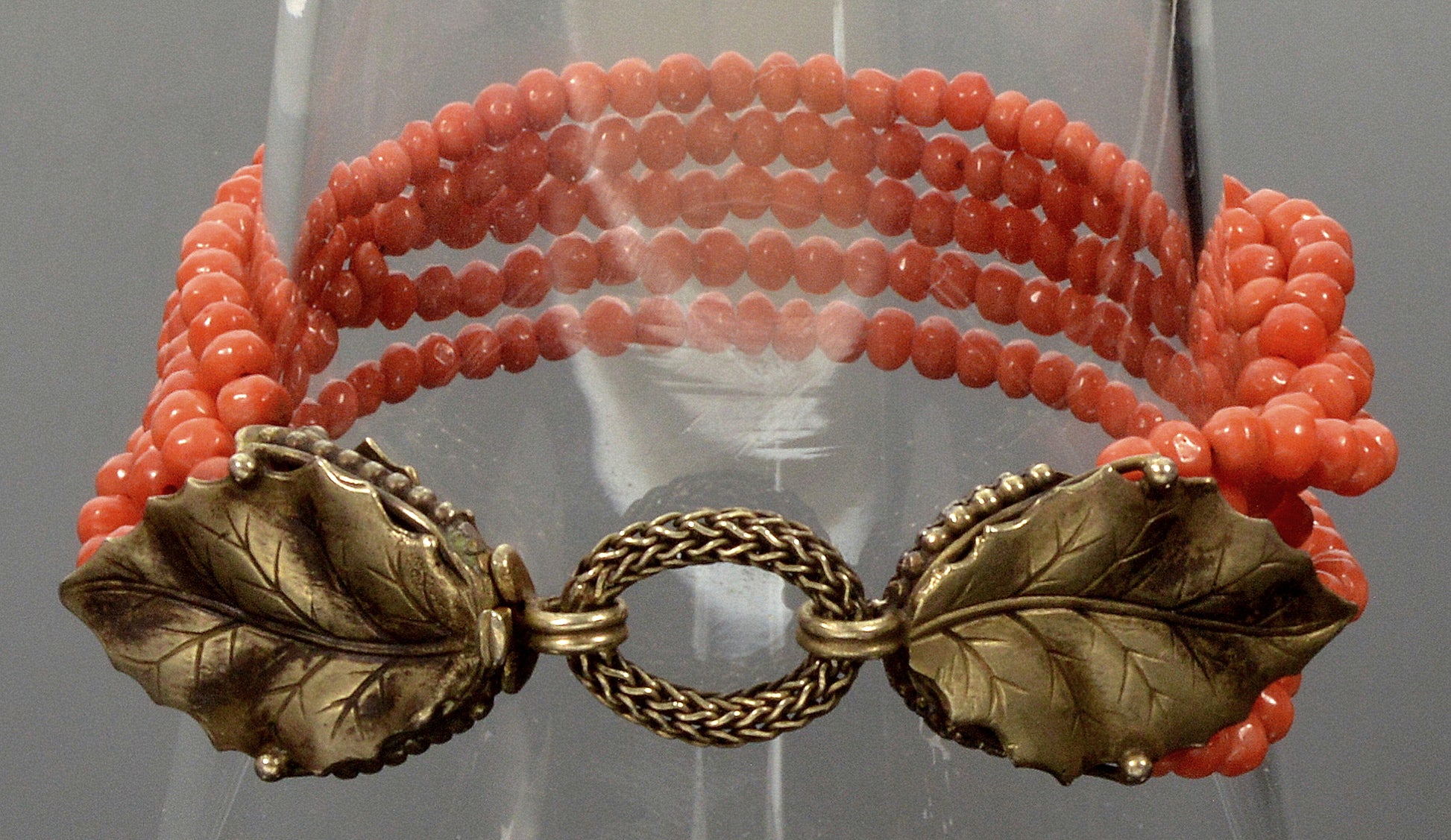 Art Deco Italian Salmon Coral Bracelet Foliage Sterling Clasp C.1920