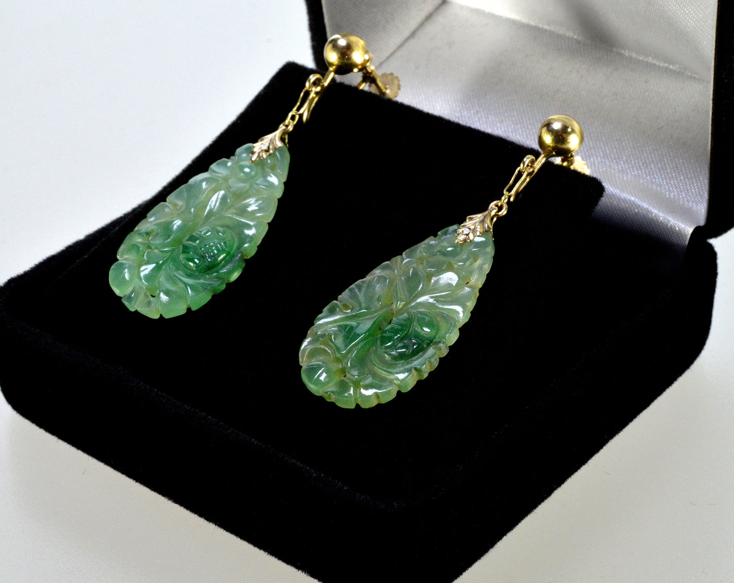 Art Deco Walter Lampl 10K Jadeite Jade Dangle Earrings C.1920