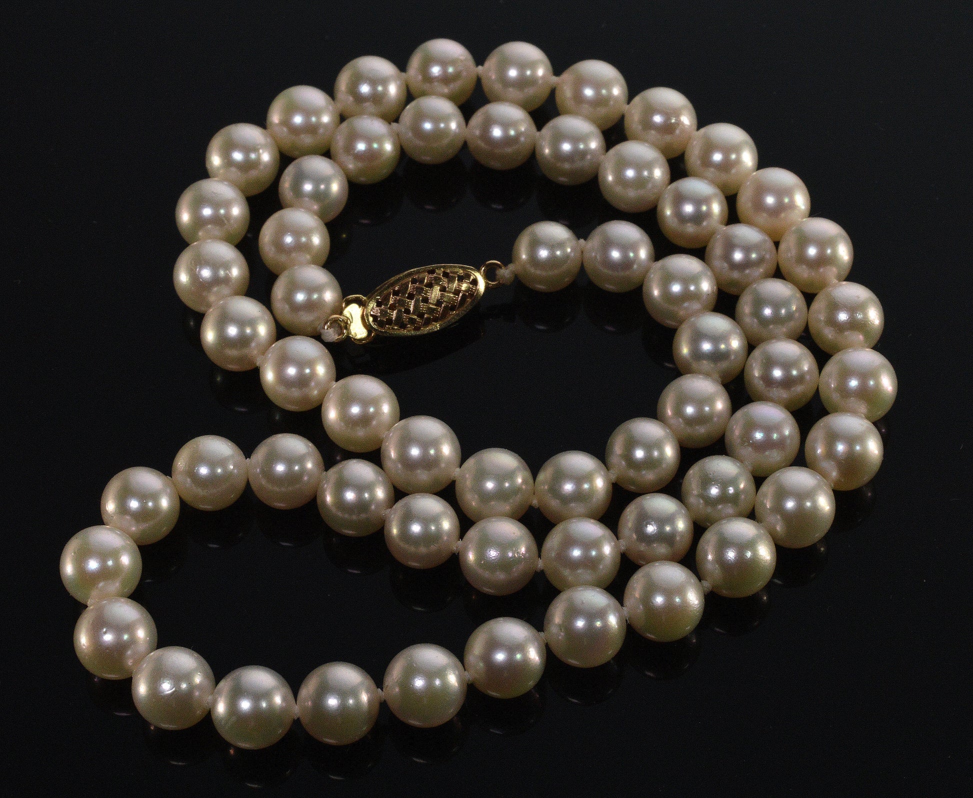 Akoya Pearls 14K Gold Clasp Necklace C.1960