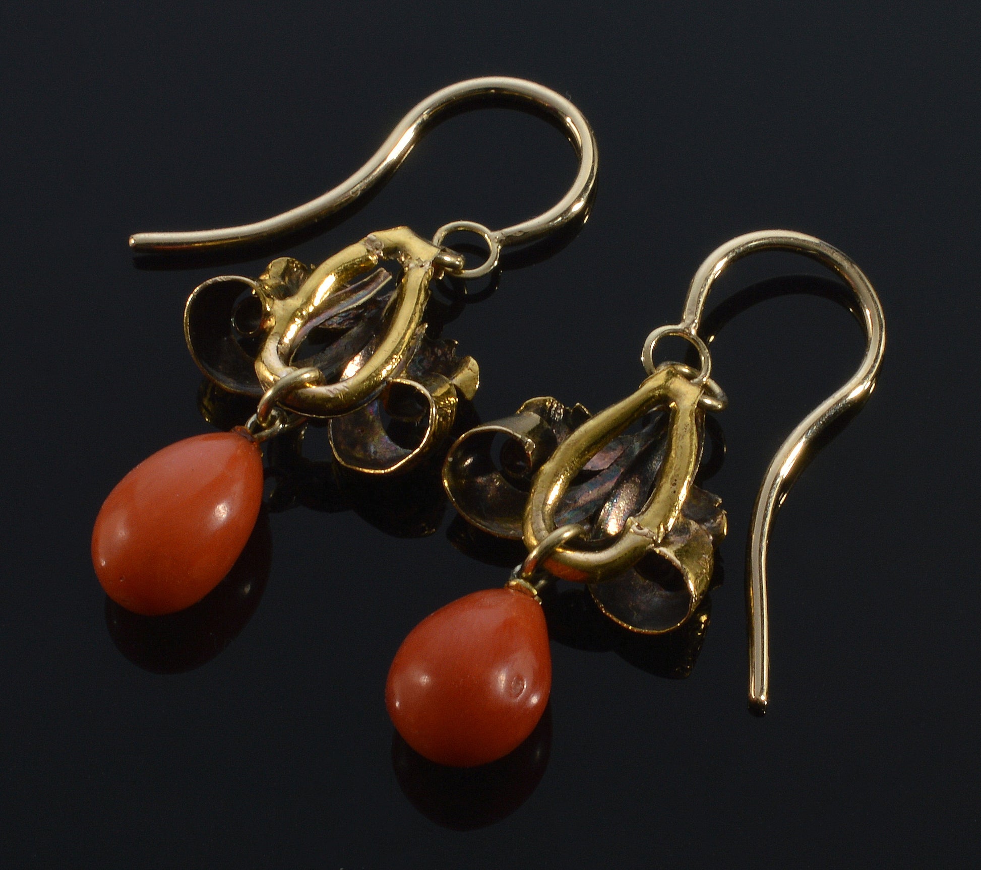 Antique Victorian 14K Gold Red Coral Bow Earrings C.1890