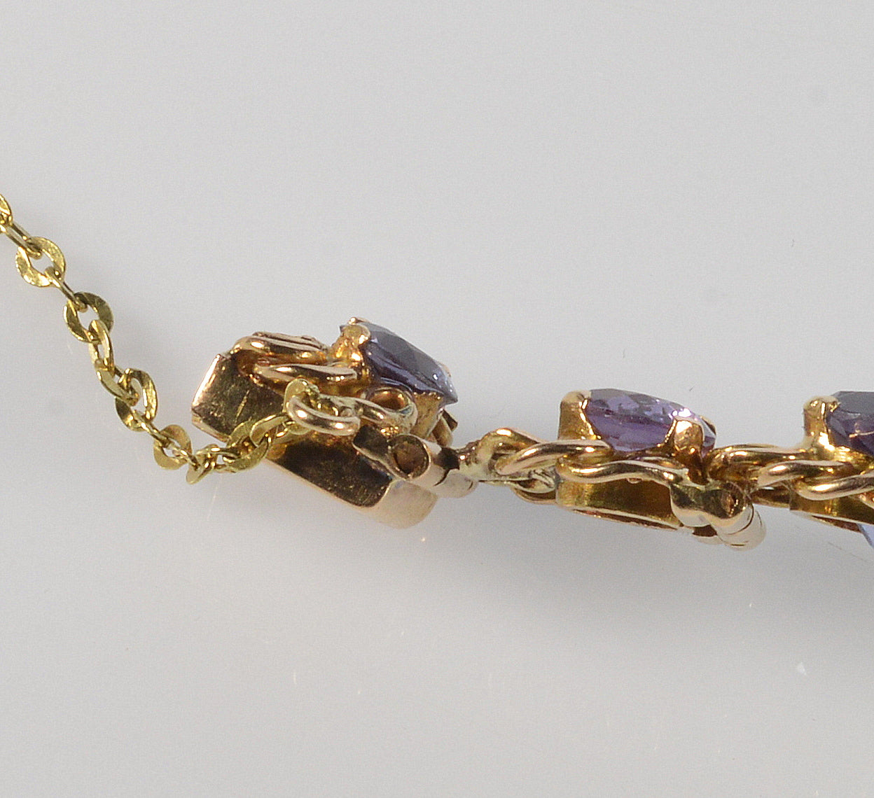 Vintage 18K Gold Color Changing Lab Alexandrite Bracelet C.1970