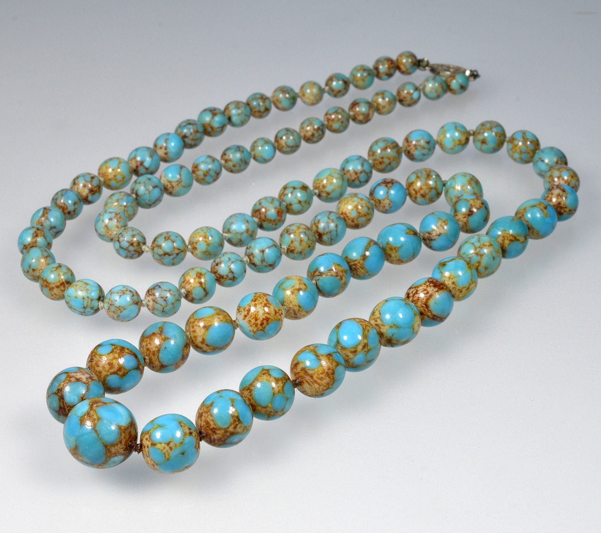 Art Deco Czech Hubbell Turquoise Glass Graduated Bead Necklace 32" C.1920