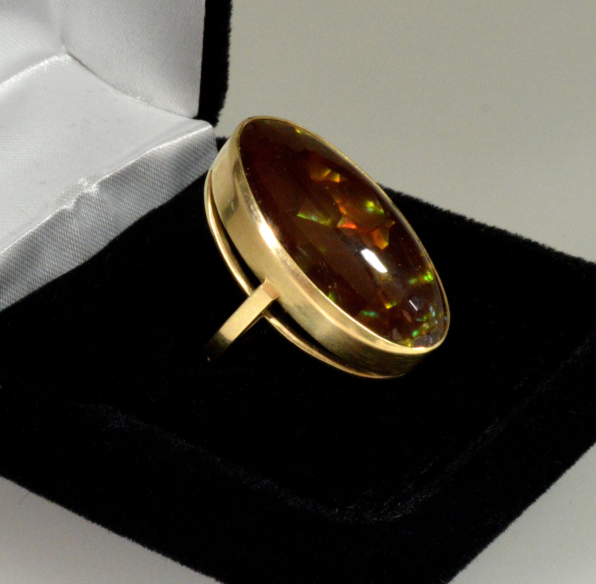 Rainbow Fire Agate 14K Gold Cocktail Ring Size 7