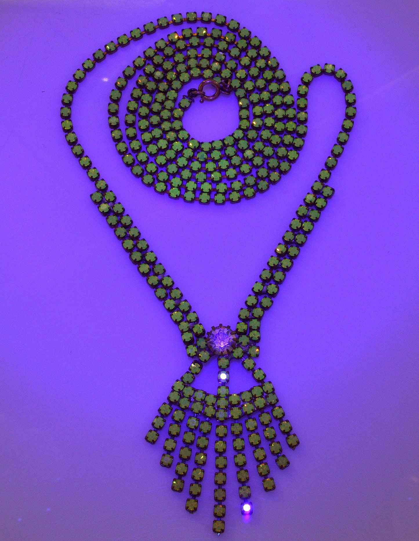 Art Deco Foil Uranium Vaseline Glass Fringe Necklace C.1920