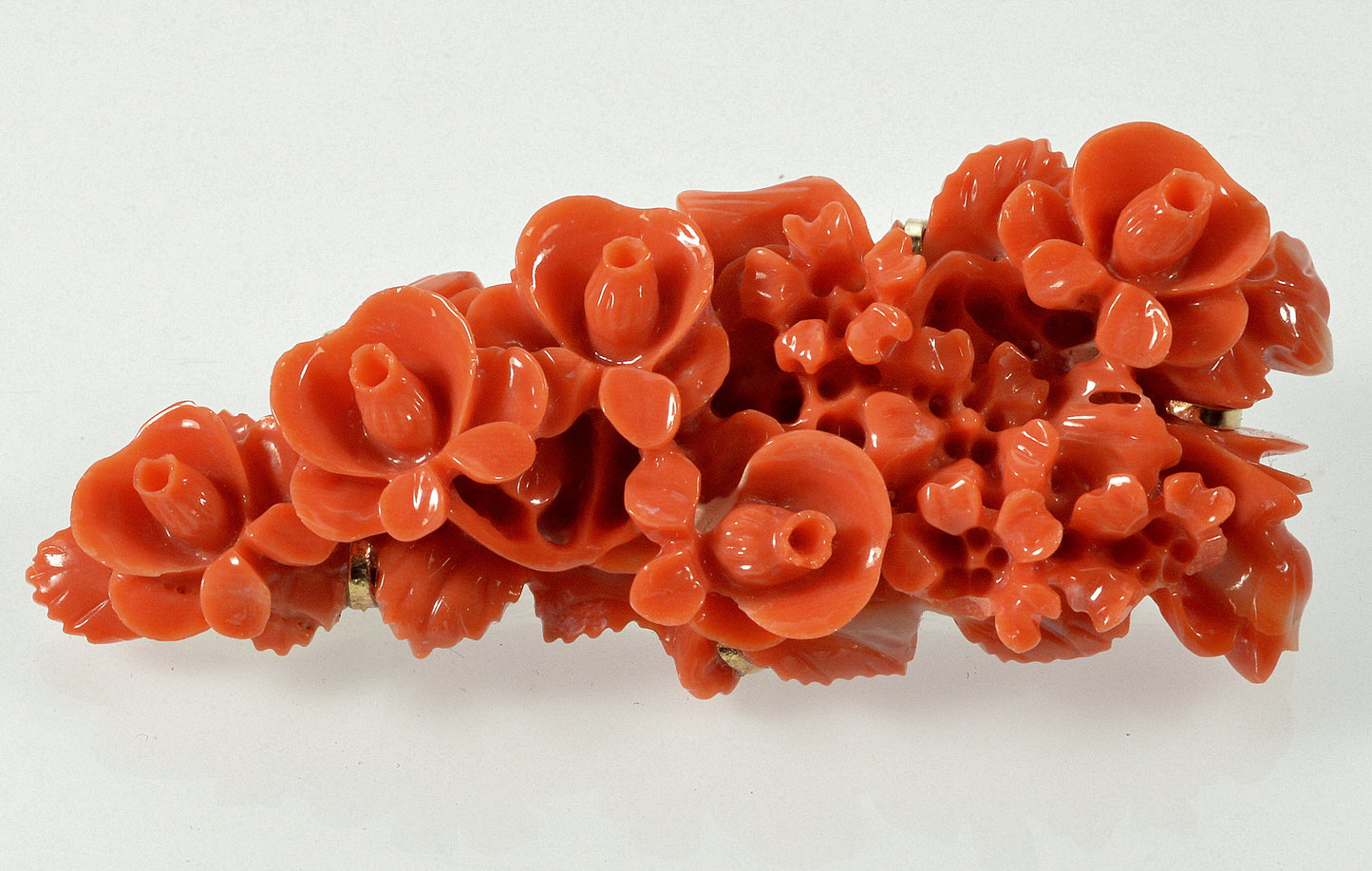 Estate Carved Salmon Coral Roses 14K Brooch Pin C.1930