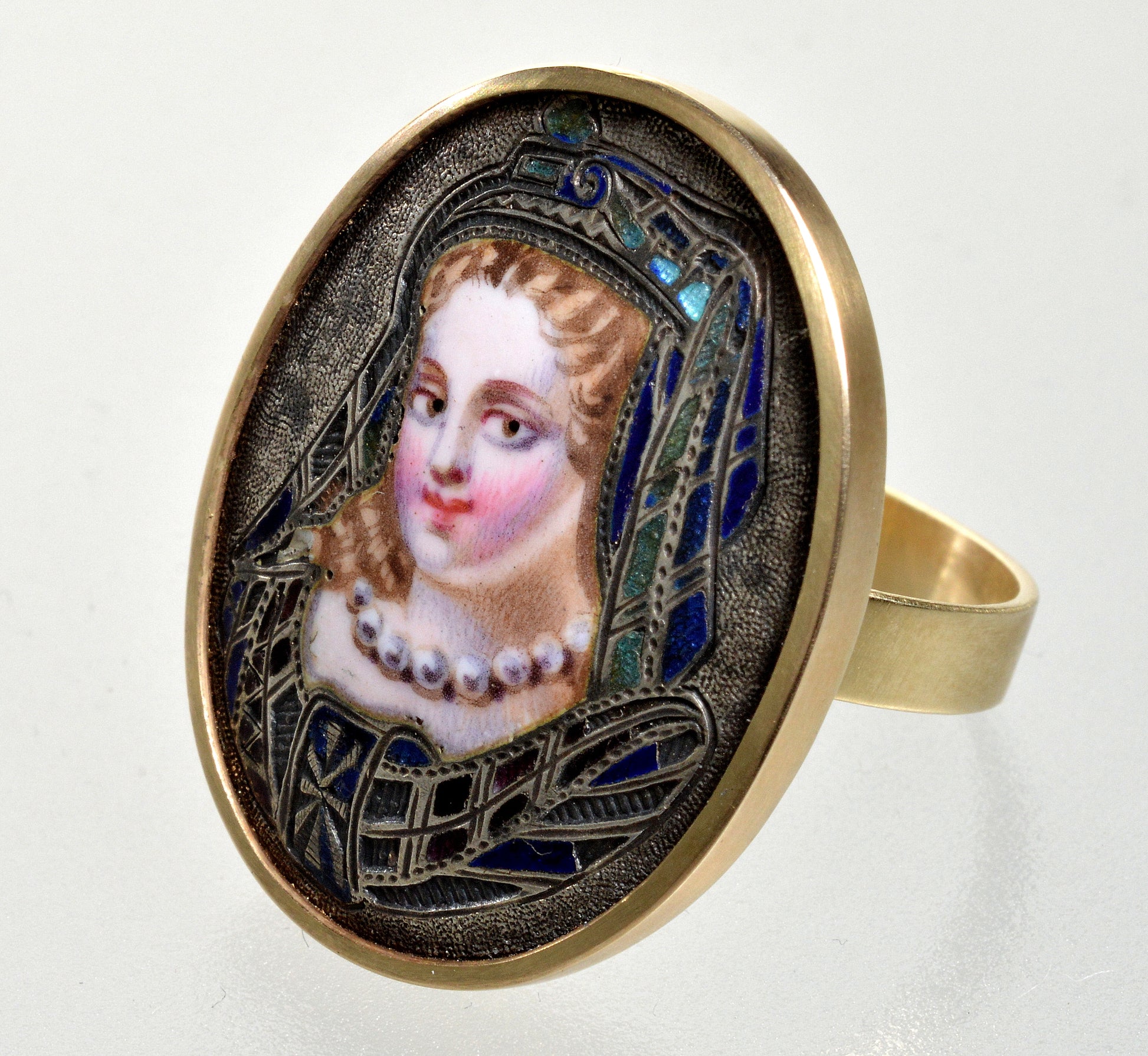 Victorian 14K Gold French Champleve Enamel Ring C.1860 Cameo Portrait of A Princess