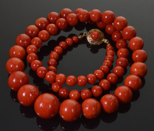 Antique Victorian Italian Red Coral Necklace C.1880 003605