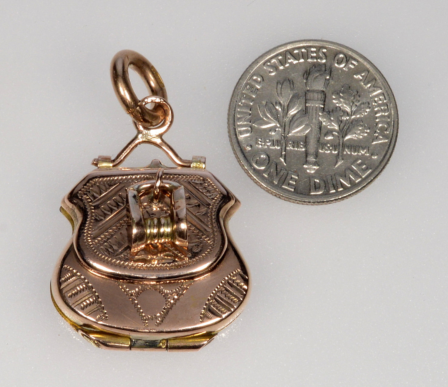 Antique Victorian 9K Gold Purse Locket Pendant C.1880 002880