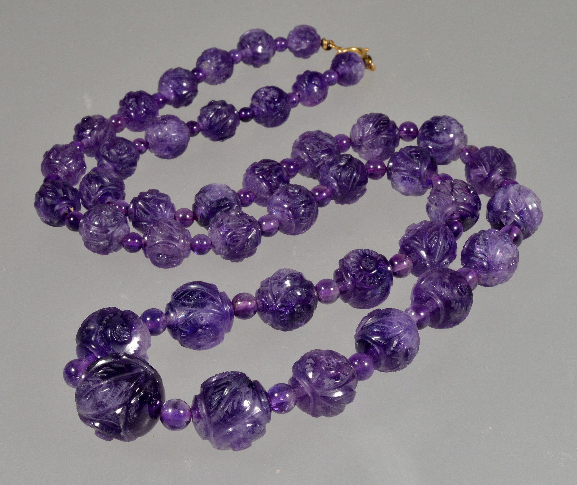 Estate Carved Amethyst Bead Necklace 14K Gold Clasp C.1930